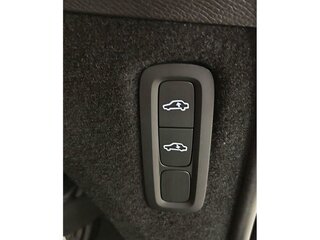 2026 Volvo XC90 B5 II Рестайлинг 2, серый, 10850000 рублей, вид 5