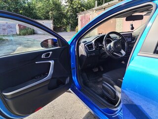 2018 Kia Ceed III, синий, 1520000 рублей, вид 5