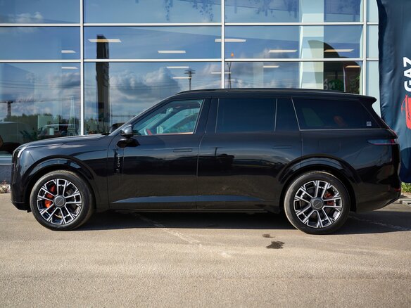 2026 Lynk & Co 900, чёрный, 7599000 рублей - вид 2