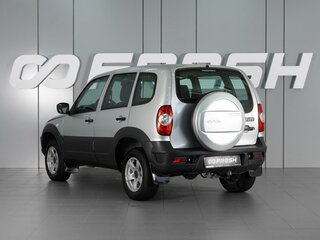 2020 Lada (ВАЗ) Niva, серый, 949000 рублей, вид 2