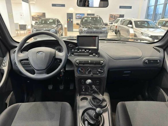 2026 Lada (ВАЗ) Niva Travel I Рестайлинг, чёрный, 1717000 рублей - вид 15