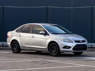 2011 Ford Focus II Рестайлинг, серебристый, 805000 рублей, вид 3