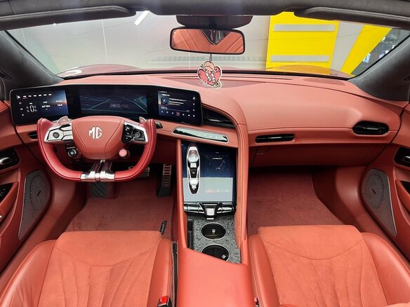 2024 MG Cyberster, красный, 7899777 рублей - вид 14