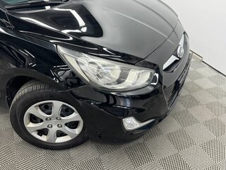 2012 Hyundai Solaris I, чёрный, 830000 рублей, вид 4