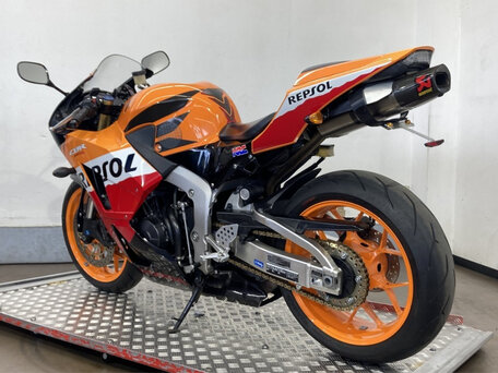 2013 Honda CBR 600RR, оранжевый, 820000 рублей, вид 4