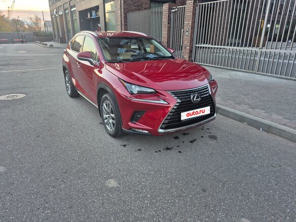 2017 Lexus NX 200 I Рестайлинг, красный, 2800000 рублей - вид 9