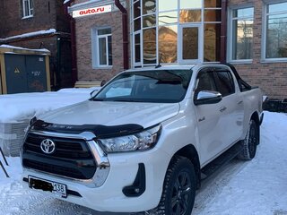 2021 Toyota Hilux VIII Рестайлинг 2, белый, 5200000 рублей, вид 1
