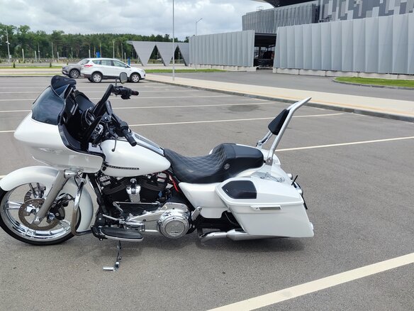 2017 Harley-Davidson Road Glide, белый, 1783001 рублей - вид 7