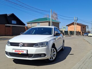 2013 Volkswagen Jetta VI, белый, 960000 рублей, вид 1
