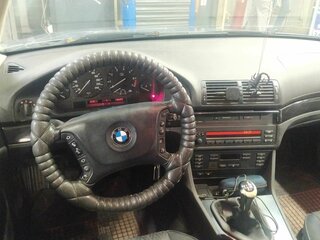 2002 BMW 5 серии 520i IV (E39) Рестайлинг, голубой, 422000 рублей, вид 5