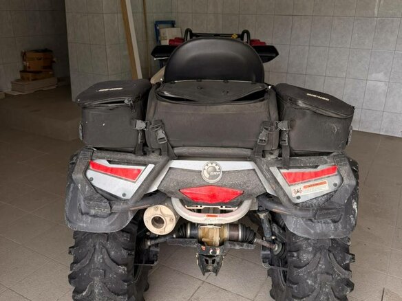 2010 BRP Can-Am Outlander 800, серый, 820000 рублей - вид 2