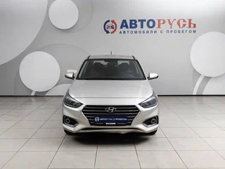 2019 Hyundai Solaris II, серебристый, 968000 рублей, вид 3