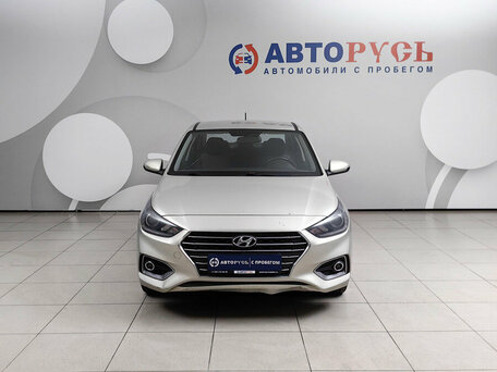 2019 Hyundai Solaris II, серебристый, 968000 рублей, вид 3