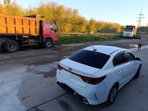 2021 Kia Rio IV Рестайлинг, белый - вид 6