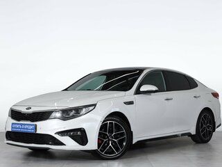 2019 Kia Optima IV Рестайлинг, белый, 1999000 рублей, вид 4