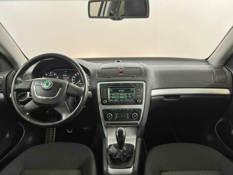 2012 Skoda Octavia II (A5) Рестайлинг, серебристый, 950000 рублей, вид 5
