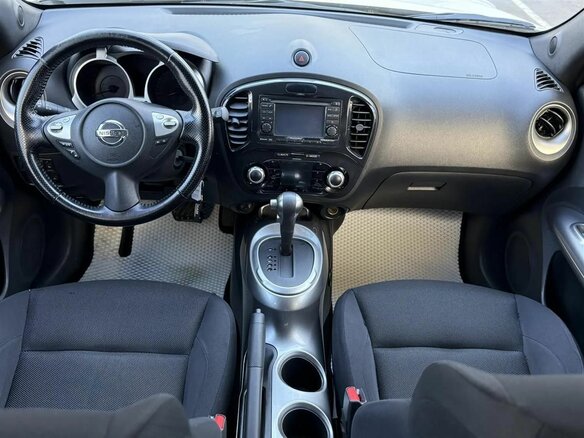2011 Nissan Juke I, белый - вид 14