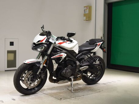 2020 Triumph Street Triple, белый, 799000 рублей, вид 4