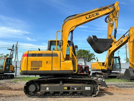 2025 LGCE E690F, жёлтый, 6100000 рублей, вид 1