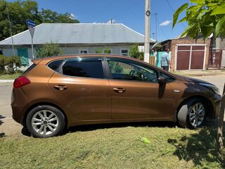 2014 Kia Ceed II, коричневый, 1300000 рублей, вид 5