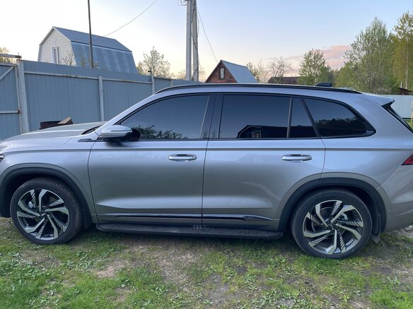 2024 Geely Monjaro I, серый, 3800000 рублей - вид 4