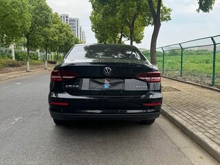 2022 Volkswagen Lavida III, чёрный, 1300111 рублей, вид 5