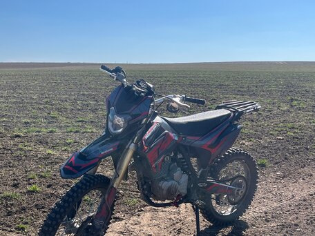 2024 BSE Z3, красный, 150000 рублей, вид 2