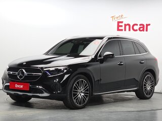 2025 Mercedes-Benz GLC 300 II (X254), чёрный, 7450000 рублей, вид 1