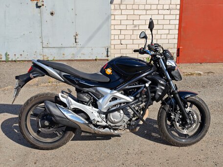 2010 Suzuki SFV 400 Gladius, чёрный, 450000 рублей, вид 5