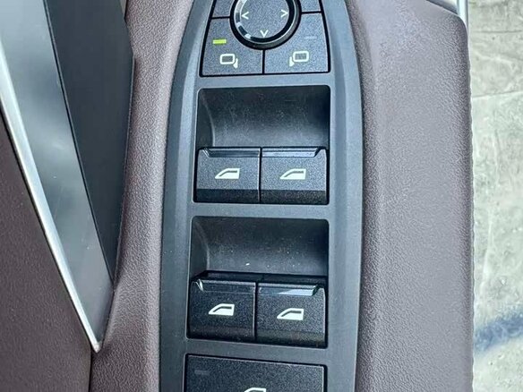 2023 BMW X1 Long 20Li sDrive III (U11/U12), серый, 3300000 рублей - вид 9
