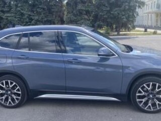 2019 BMW X1 20d xDrive II (F48) Рестайлинг, серый, 5500000 рублей, вид 4