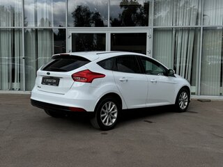 2018 Ford Focus III Рестайлинг, белый, 1149000 рублей, вид 5