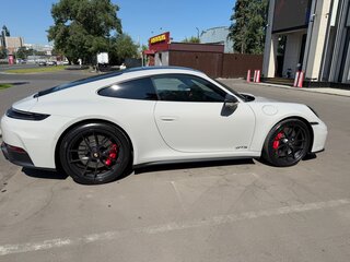 2024 Porsche 911 Carrera 4 GTS VIII (992) Рестайлинг, серый, 25550000 рублей, вид 2