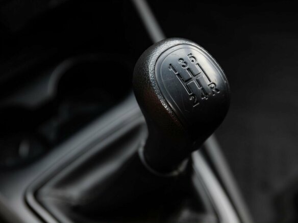 2024 Lada (ВАЗ) Vesta I Рестайлинг (NG), чёрный, 1119000 рублей - вид 13