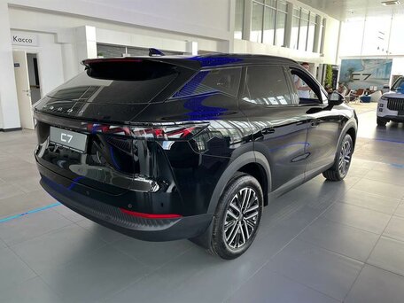 2026 Omoda C7, чёрный, 3099000 рублей, вид 4