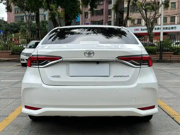 2023 Toyota Corolla XII (E210), белый, 1533004 рублей - вид 4