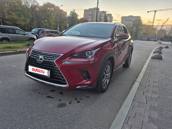2017 Lexus NX 200 I Рестайлинг, красный, 2800000 рублей - вид 8