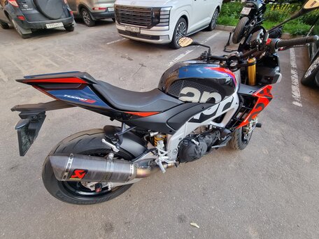 2024 Aprilia Tuono V4, красный, 1850000 рублей, вид 5