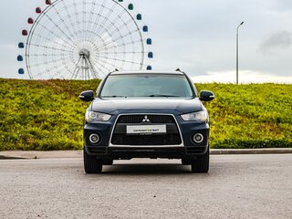 2010 Mitsubishi Outlander II Рестайлинг, синий, 1130000 рублей, вид 3