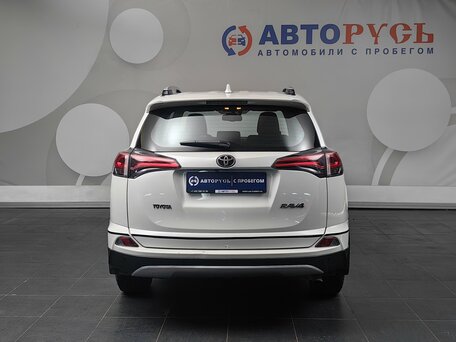 2016 Toyota RAV4 IV (XA40) Рестайлинг, белый, 1999000 рублей, вид 4