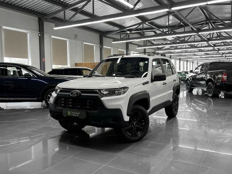2023 Lada (ВАЗ) Niva Travel I, белый, 1145000 рублей, вид 1