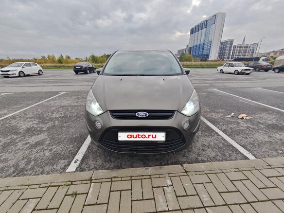 2010 Ford S-MAX I, зелёный, 1100000 рублей - вид 8