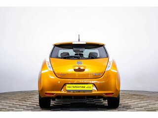 2015 Nissan Leaf 30kWh I (ZE0/AZE0), оранжевый, 999000 рублей, вид 5