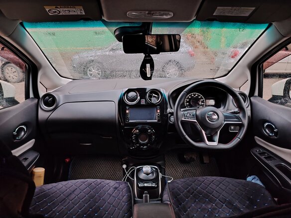 2017 Nissan Note e-Power II Рестайлинг, белый, 1050000 рублей - вид 6