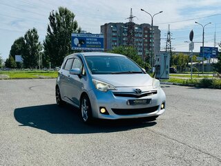 2011 Toyota Ractis II, серый, 1029000 рублей, вид 4