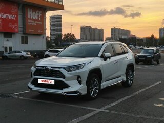 2019 Toyota RAV4 V (XA50), белый, 2950000 рублей, вид 1