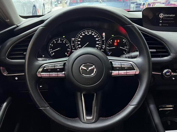 2023 Mazda 3 Axela IV (BP), серый, 1320000 рублей - вид 9