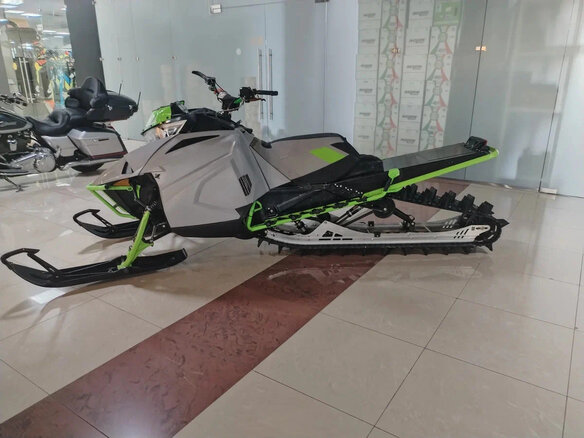 2018 Arctic Cat Sno Pro, серый, 1370000 рублей - вид 2