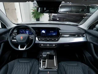2024 Hongqi HS5 I Рестайлинг, серый, 5990000 рублей, вид 4