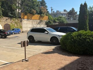 2013 Volkswagen Touareg II, белый, 2750000 рублей, вид 3